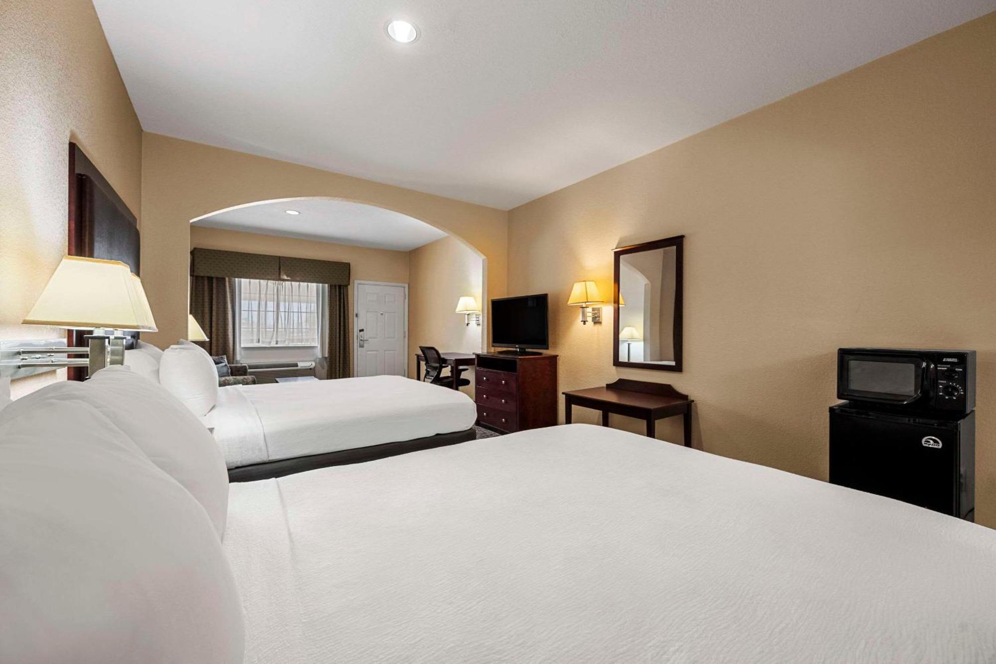 Quality Inn & Suites Сайпръс Екстериор снимка