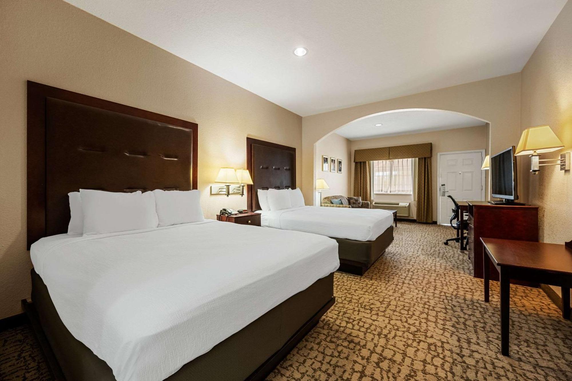 Quality Inn & Suites Сайпръс Екстериор снимка